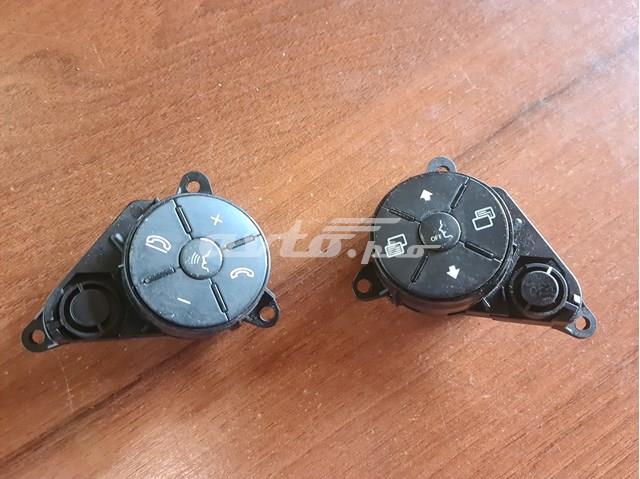 Блок кнопкових перемикачів кермового колеса A1648700558 MERCEDES