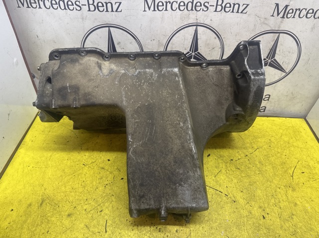 Піддон масляний картера двигуна A1660141302 MERCEDES