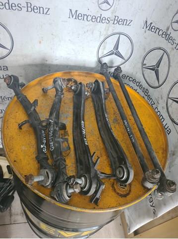 Важіль задньої підвіски нижній, лівий/правий A1663500306 MERCEDES