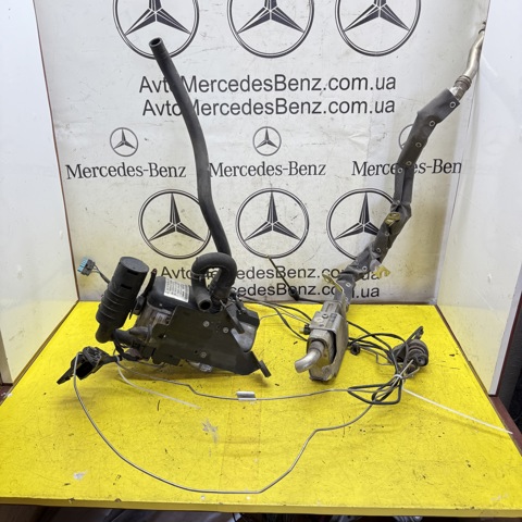 Обігрів бічних стекол кузова A1665002200 MERCEDES