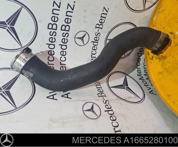 Шланг/патрубок интеркуллера A1665280100 MERCEDES