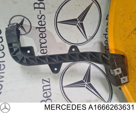 Ліве кріплення переднього бампера A1666263631 MERCEDES
