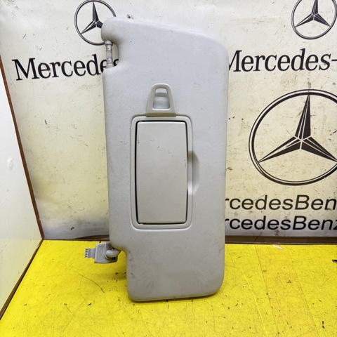 Козирок A1668100110 MERCEDES