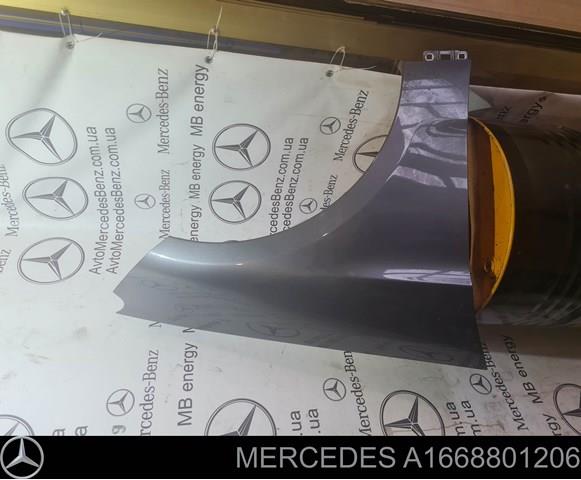 Переднє праве крило A1668801206 MERCEDES