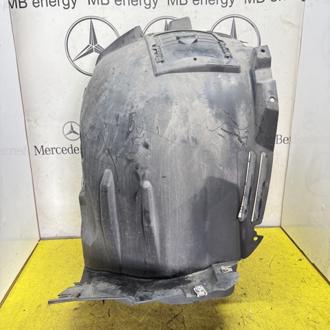 Підкрилок переднього крила, лівий передній A1668802605 MERCEDES