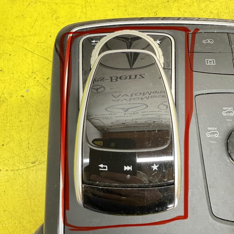 Блок кнопок центральної консолі A1669003321 MERCEDES