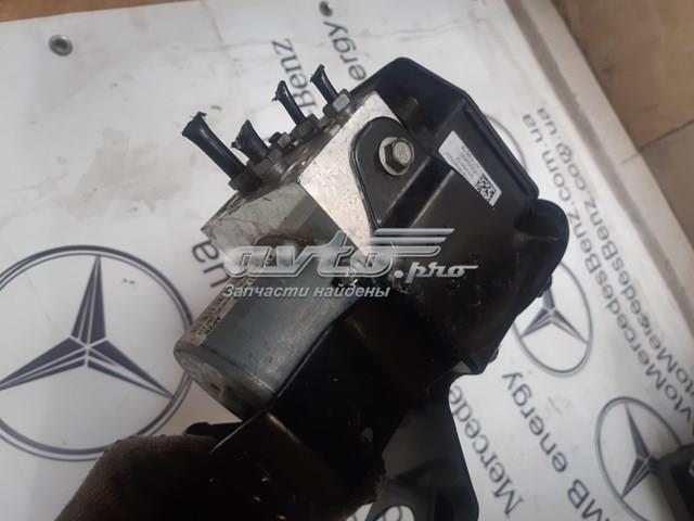 Насос АБС (ABS) головного гальмівного циліндру A1669013400 MERCEDES