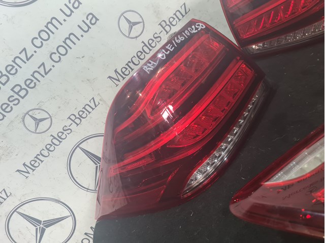 Задня ліва фара A1669065701 MERCEDES