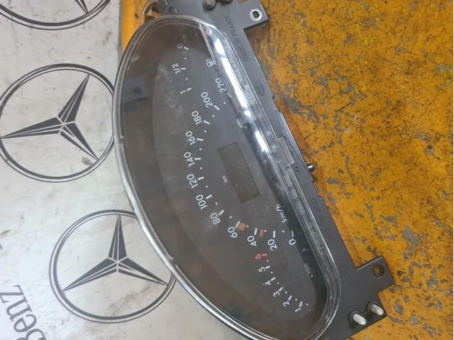 Щиток приладів A1685400247 MERCEDES