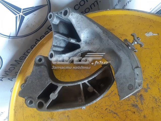 Кріплення кпп A1692410601 MERCEDES