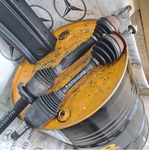 Привід правий A1693601572 MERCEDES