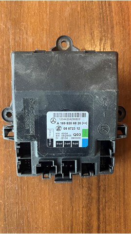 Склопідйомник передньої правої двері A1698206826 MERCEDES
