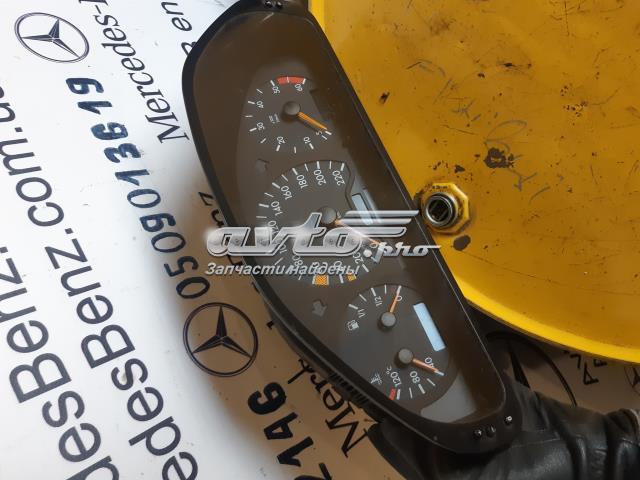 Покажчик напруги (вольтметр) A2025402148 MERCEDES