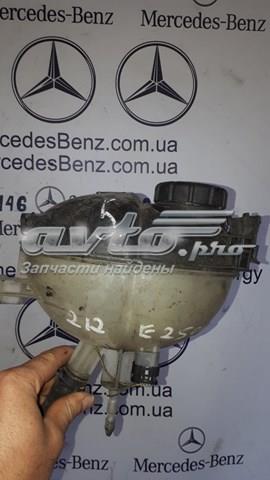 Водяний бачок системи охолодження A2045000549 MERCEDES