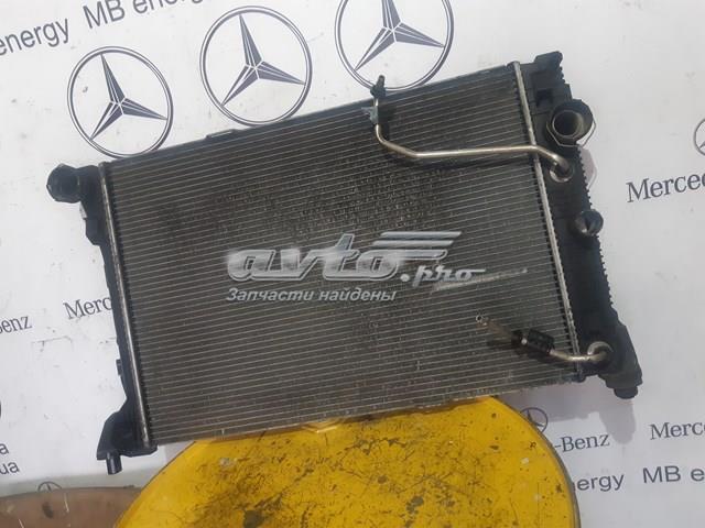 Радіатор охолодження двигуна A2045002203 MERCEDES