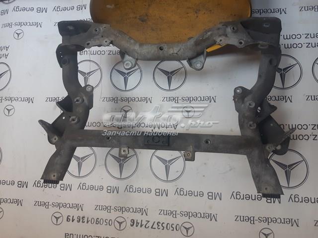 Передня балка A2046280657 MERCEDES