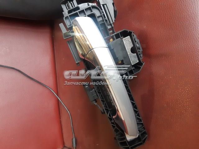 Ручка передньої двері зовнішня ліва A2047601370 MERCEDES