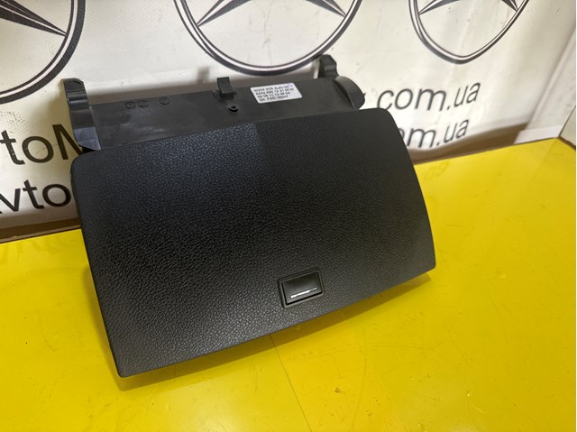 Дисплей бортового комп'ютера A2048204297 MERCEDES