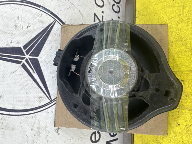 Динамік задній A2048206202 MERCEDES