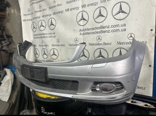 Бампер передній в зборі A2048850025 MERCEDES