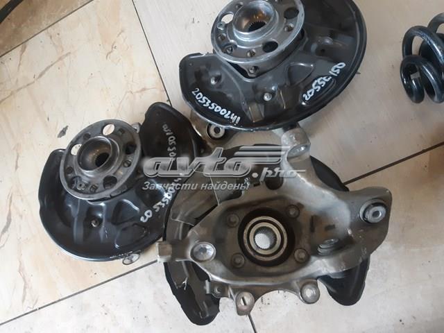 Цапфа поворотна права A2053500241 MERCEDES