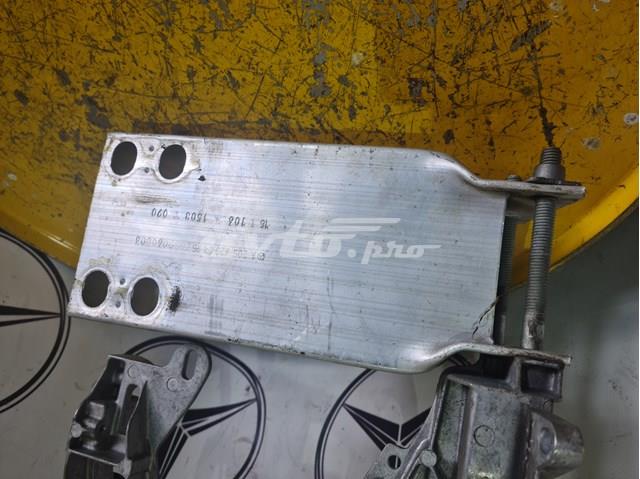 Кронштейн підсилювача переднього бампера A2056200495 MERCEDES