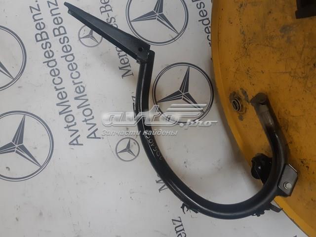 Деталі багажника (петлі і упор кришки) A2057500328 MERCEDES