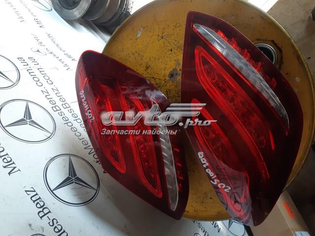 Ліхтар задній правий A2059061457 MERCEDES