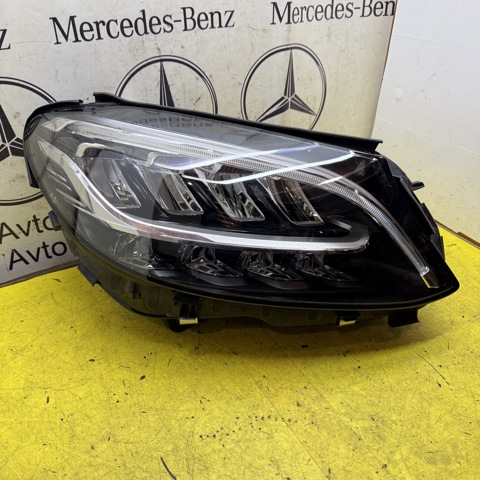 Фара правая A2059065504 MERCEDES