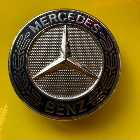 Фірмовий значок капота A2078170316 MERCEDES