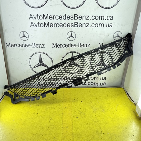 Решітка переднього бампера, центральна A2078850224 MERCEDES
