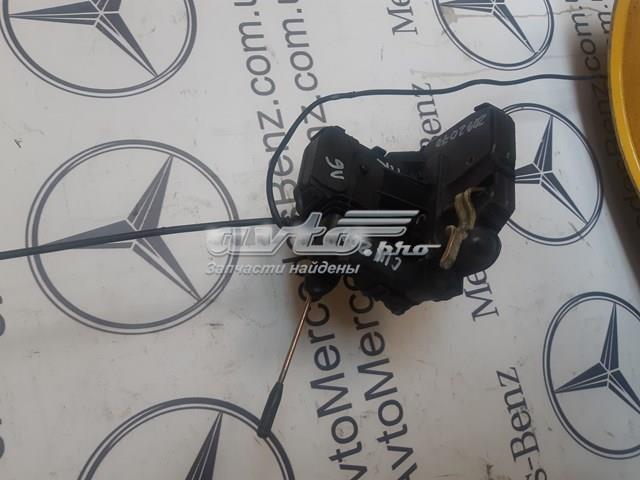 Замок водійських дверей A2097200435 MERCEDES