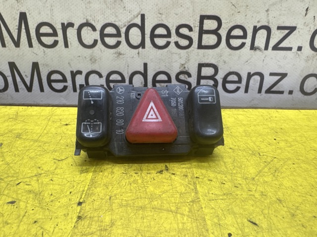 Кнопка аварійки A2108208010 MERCEDES