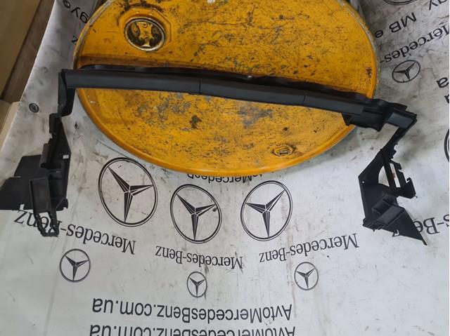 Повітропровід/дефлектор радіатора інтеркулера A2115052030 MERCEDES