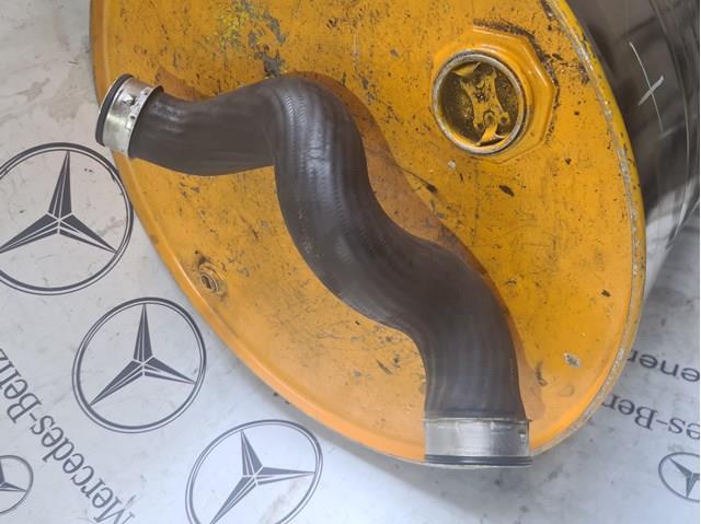 Трубка, що нагнітається A2115282682 MERCEDES