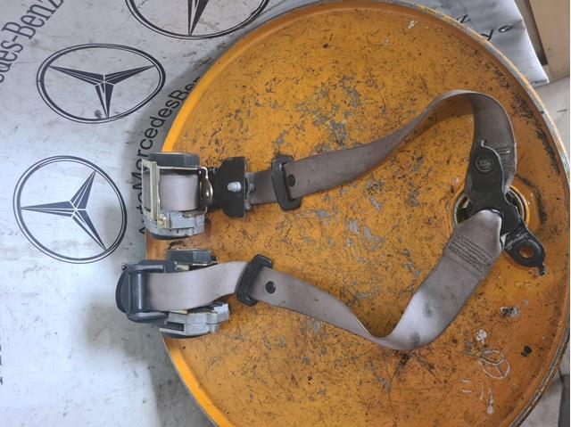 Ремінь безпеки передній правий A2118600285 MERCEDES