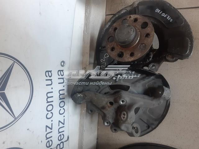 Кулак поворотний передній правий A2123322401 MERCEDES