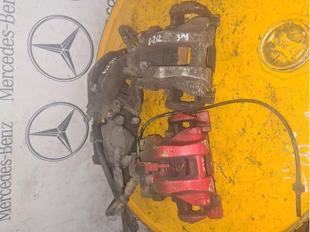 Задній гальмівний супорт лівий A2124230281 MERCEDES