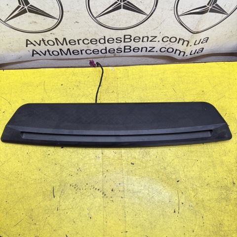 Додаткові задні стопи A2126830130 MERCEDES