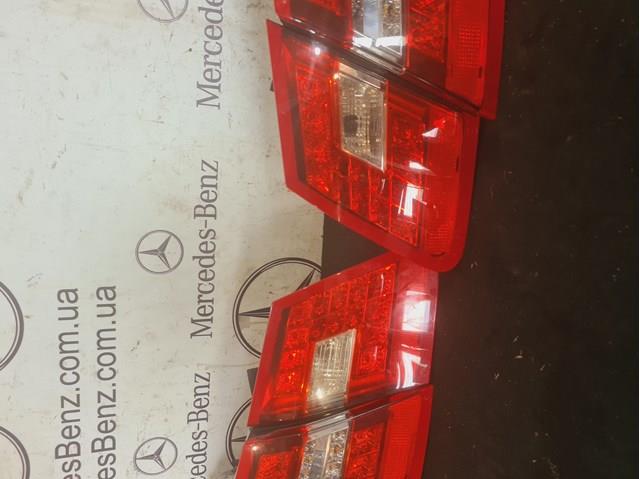 Mercedes e 212 sedan 07-11 ліхтар задний задний лівий A2128200764