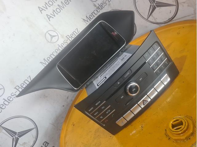 Блок кнопок центральної консолі A2129000829 MERCEDES