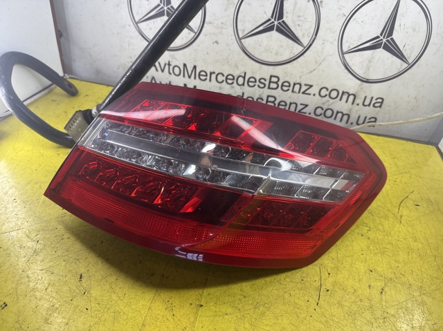 Фара задня права зовнішня A2129060658 MERCEDES
