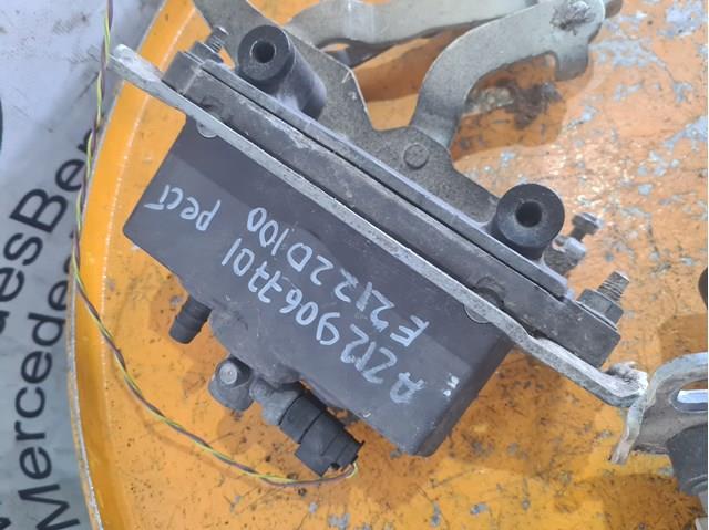 Піропатрон петлі капота A2129067701 MERCEDES