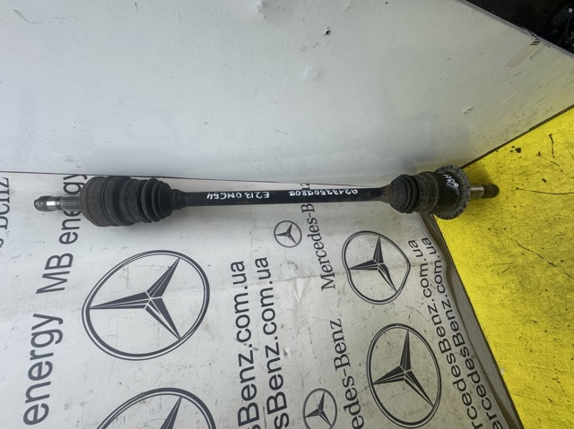 Піввісь задня, права A2133507807 MERCEDES