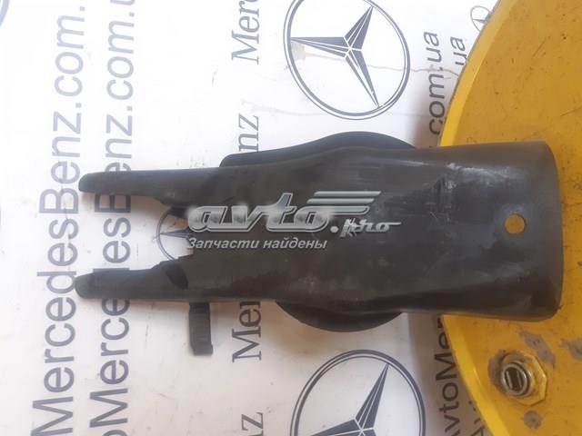 Захист заднього нижнього важеля A2133520700 MERCEDES