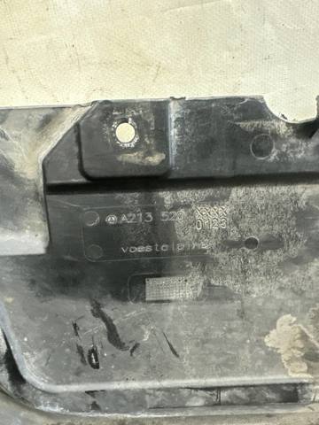 Захист двигуна задня A2135200123 MERCEDES