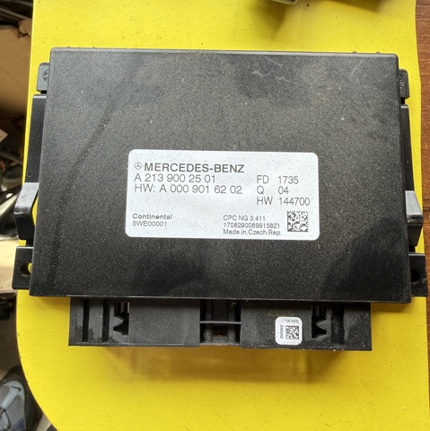 Модуль (ЕБУ) АКПП електронний A2139002501 MERCEDES