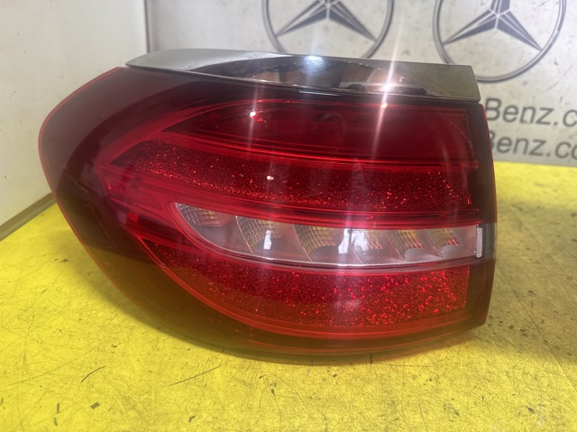 Стоп задній A2139068700 MERCEDES