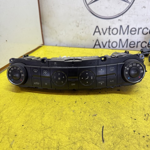 Блок управління режимів опалення / кондиціонування A2198300585 MERCEDES