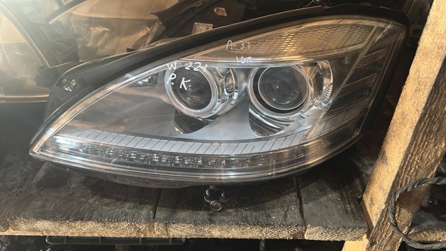 Фари A2218207339 MERCEDES